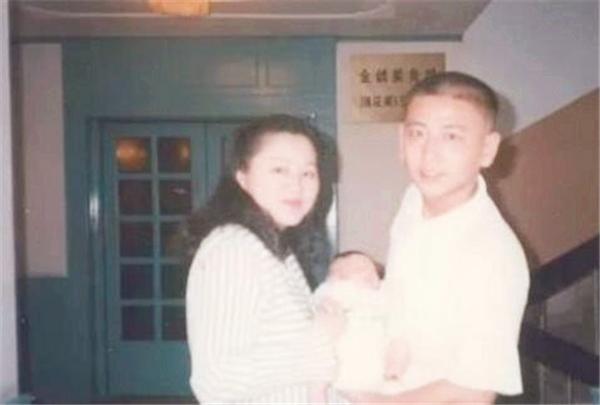 王伟已经牺牲19年，国家妥善安排了他的家人，儿