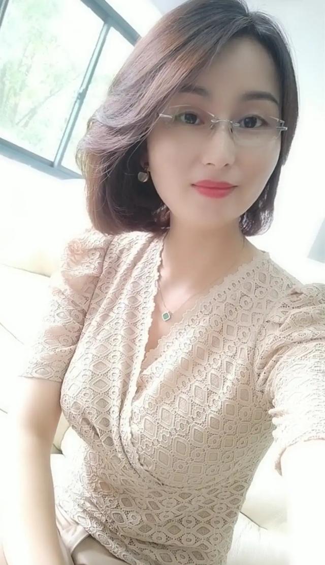 闭月羞花，沉鱼落雁