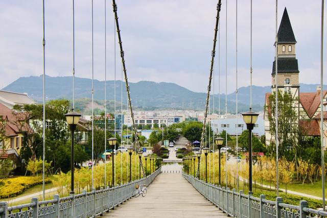 you成都 2020成都最有味儿的小镇