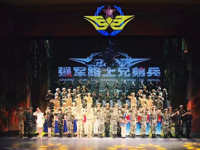 最美女兵退伍一年半，每天想着要出操，军营习