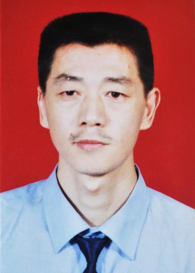 重庆|渝中警讯丨15张无码照曝光！重庆警方公开悬赏通缉命案在逃人员！