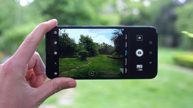 荣耀X10将在5月20日发布，矩阵三摄+麒麟820，价格