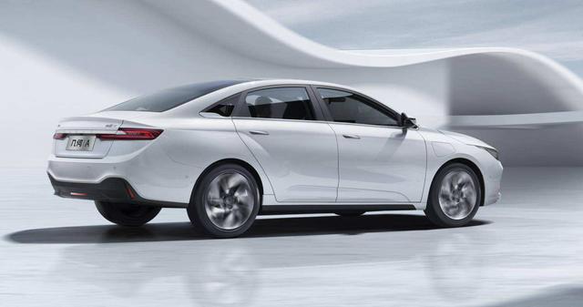 雪佛兰畅巡和几何A，买谁比较好？