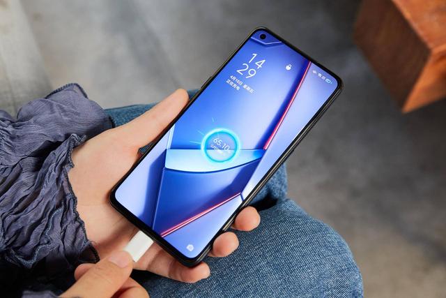OPPO Ace2续航体验，65W+40W组合拳，差异化才是5G时