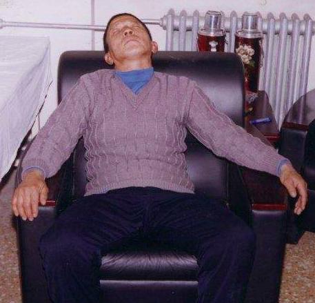 黄延秋事件：被神秘人背负飞行，十一天内走遍