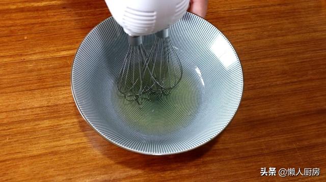 别只会给孩子买零食吃，用蛋清和米饭就能做米饼，没有添加剂