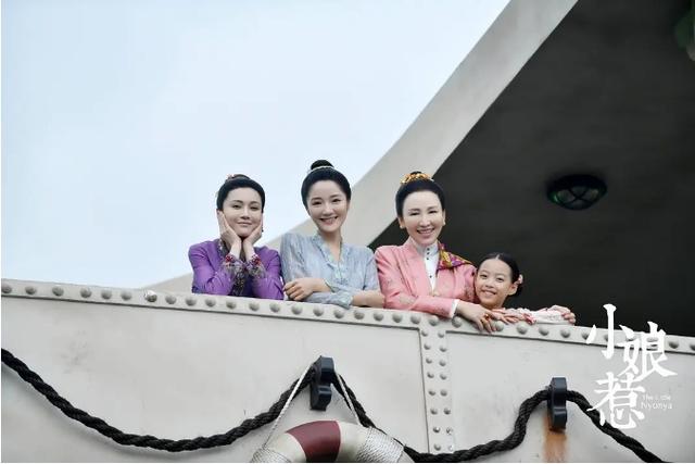 《小娘惹》迎来大结局，黄家人终得报应，月娘陈锡有情人终成眷属