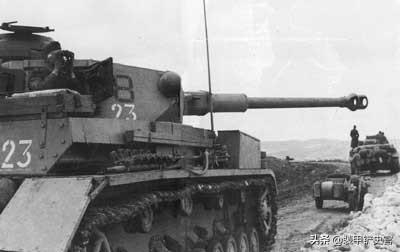 美军装甲师首战北非，扬言对德军要1打4，两天就