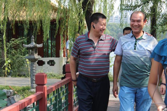 公益电影《金瓯》总制片人辛建国失联 导演田七很无奈