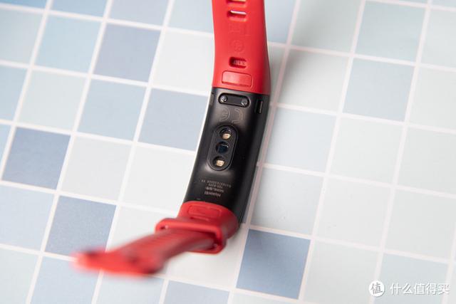 独立GPS + 血氧检测功能：HUAWEI 华为手环4 Pro上手体验