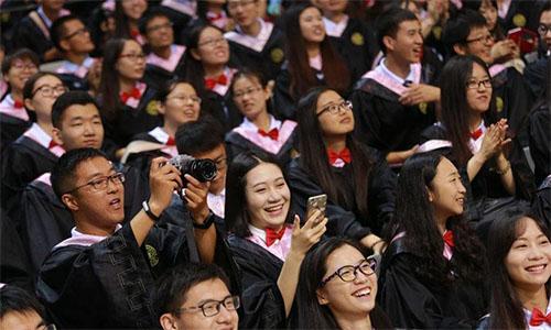 金融类专业为何“不香了”？除了工资涨得慢，还有这2点原因