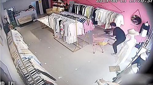 河南女子不堪家暴跳楼致截瘫详情始末|河南女子不堪家暴跳楼致截瘫详情始末！检方回应女子不堪家暴跳楼 法院回应女子遭家暴跳楼离婚案