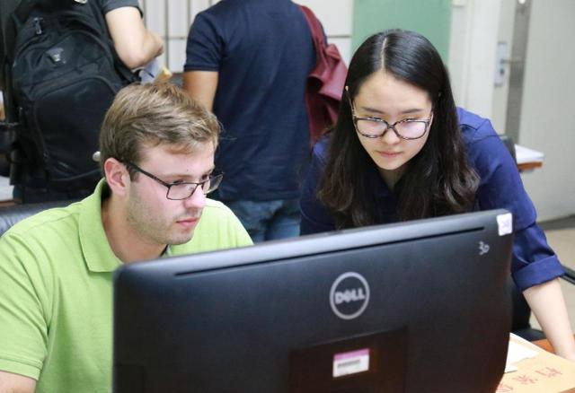 千亿收入囊中！留学生成澳洲“钱袋子”，中方