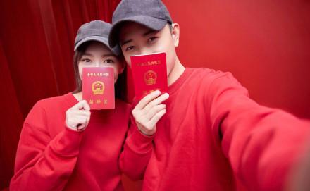 罗晋被传和女助理关系亲密，疑似出轨，本尊霸气回怼：放P，滚