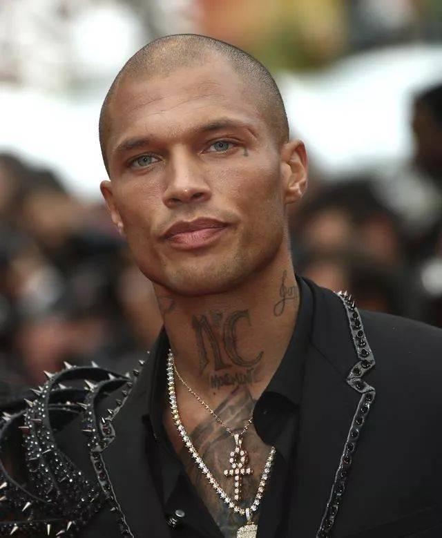 美国“最牛”囚犯：长得帅就可以为所欲为？