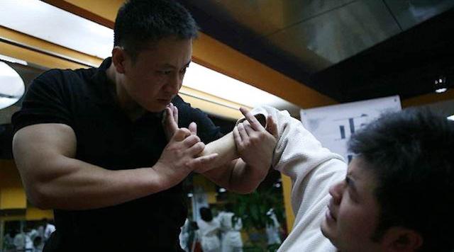 中国第一保镖，祖上曾是清朝带刀侍卫，直言一人可打30多人