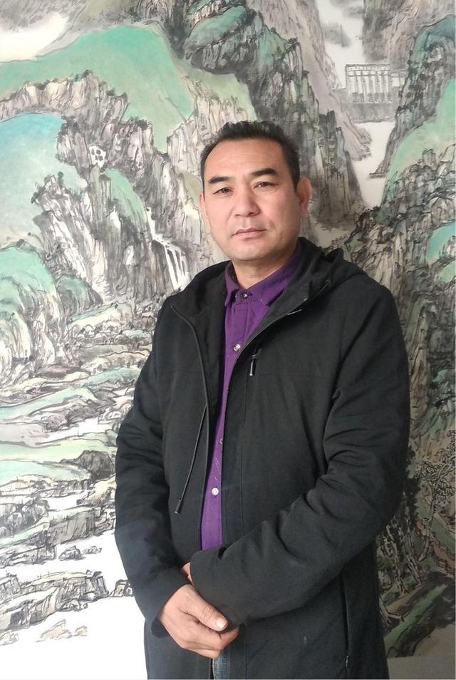 国家一级美术师鱼军——巍峨挺立 巧夺天工