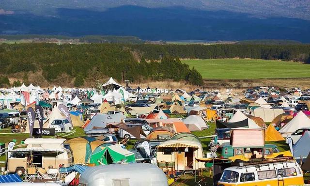 户外登山鞋何以吸引潮流人群的注目？