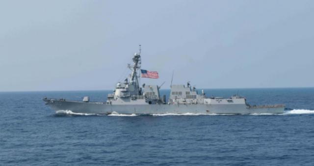 美国军舰强闯俄罗斯后院？普京被特朗普惹怒：