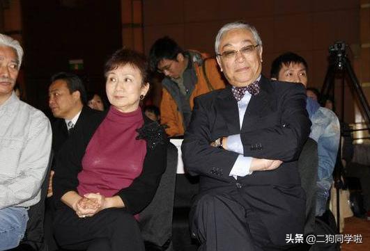 86岁“黄药师”曾江：3任老婆个个人间尤物，却差点被谢贤掌掴