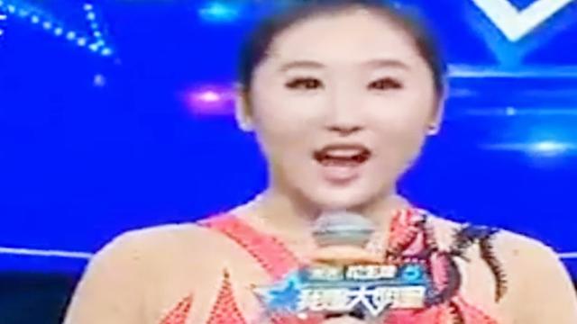 哥哥一個人的簡筆畫