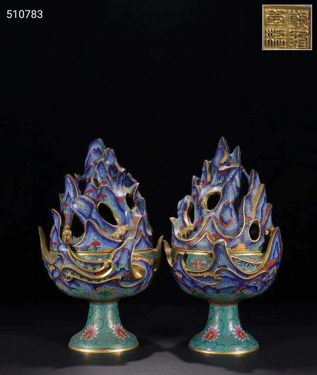 A Pair Of Boshan Stoves With Gilt And Cloisonn Enamel On The Bronze