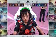 小天越塔单杀K皇碾压TES！赛后林炜翔表示：比较轻松