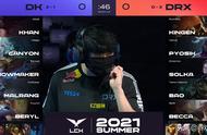 LOL：鬼皇坐稳饮水机？EZ猫咪对线完美抗压秀妹转型AD首拿MVP