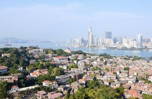 Xiamen is one of China's most beautiful seaside cities, differred unlike Dalian Qingdao