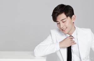 Ideal of character of Deng Lun Tan it is her, the 
