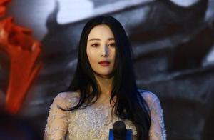 "Dimension authority queen " Zhang Xin grants to