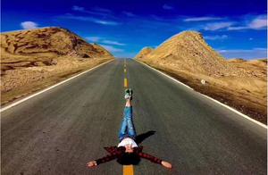 I am chosen so of 2 " female " friend, come to m