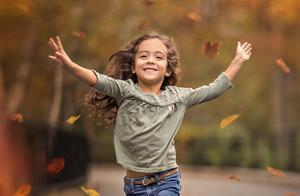 Carefree childhood, comfortable flying seems a dre