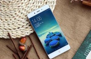 Wealthy person need not apple, poor need not China