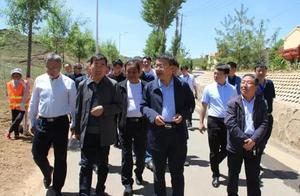 Investigation group of the city that face Fen leav