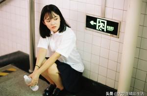 Shanghai college school spends Zhang Zhifeng to bask in campus photo, pure and fresh and literary me