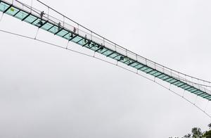 "China is made " impending and transparent suspe