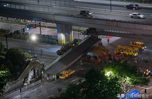 Be fearsome! Old freight car of accident freeboard