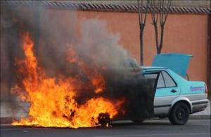 Car spontaneous combustion sends Ji Youlai high, s