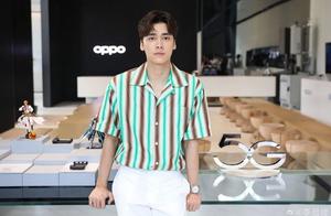 Went bankrupt when red actor? Is Li Yifeng relatio