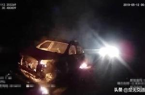 Secondhand " new car " before dawn in the sponta