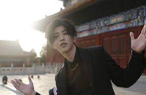 Cai Xukun fire, actual age impeach! Netizen: Can b