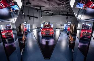 Car of deep HongKong and Macow exhibits model chec