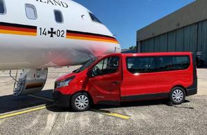 Silent overcomes Er private plane to give an accid