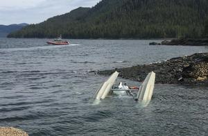 Number of death of barge against of 2 aeroboat of 