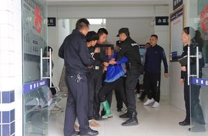 The son is suspected of breaking the law to also be punished severely by subpoena mother block up by