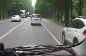Refus of W508D of Anhui C · does not avoid let fire engine time be as long as 5 minutes! Netizen: Do