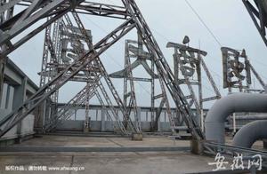 Affect the appearance of a city building of new developed area of Hefei bank lake is very huge witho