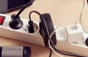 The office fire office worker that nots allow to ignore people must notice