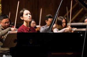 Be exclusive! Beauty of Lang Lang wife reflects exposure, bearing grace air, ceng Duo Cilaihua show